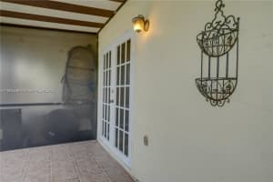 2401 Sw 58th Mnr 2 Dania Beach, FL 33312 - MLS#A11893509