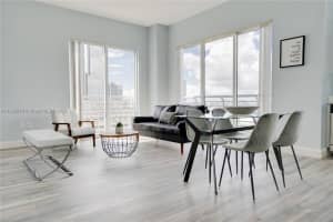 133 Ne 2nd Ave 2219, Miami