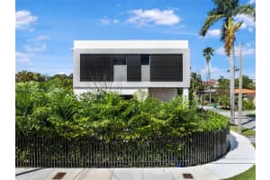 3300 Sw 27th Ter 3300 Miami, FL 33133 - MLS#A11893578
