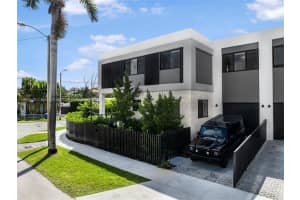 3300 Sw 27th Ter 3300 Miami, FL 33133 - MLS#A11893578
