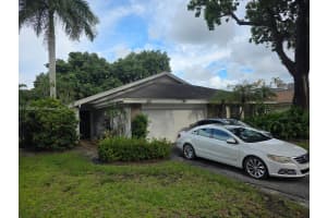 106 Kensington Rd Hollywood, FL 33021 - MLS#A11893624