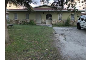 4610 Sw 43rd Ter, Dania Beach