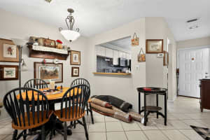 7701 W Baymeadows Cir 1093 Jacksonville, FL 32256 - Off Market