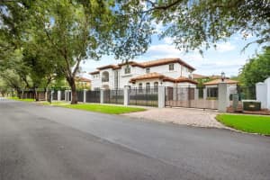 16763 Nw 77th Path Miami Lakes, FL 33016 - MLS#A11893711