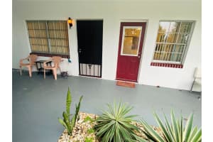 1050 Atlantic Shores Blvd 108 Hallandale Beach, FL 33009 - MLS#A11893713