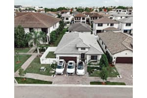 8137 Nw 46th Ter Doral, FL 33166 - MLS#A11893732