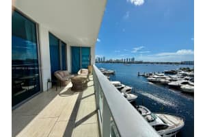 17301 Biscayne Blvd 501 North Miami Beach, FL 33160 - MLS#A11893736