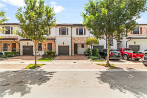 3354 W 100th Ter Hialeah, FL 33018 - MLS#A11893737