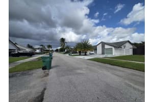 9712 Sw 133rd Pl Miami, FL 33186 - MLS#A11893757