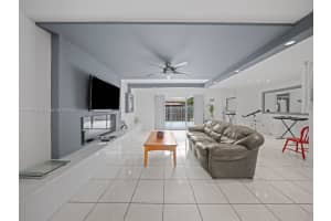 7486 Sw 162 Ct Miami, FL 33193 - MLS#A11893782