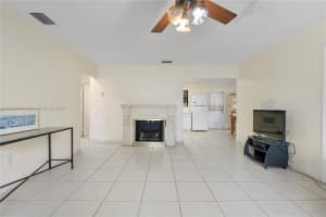 621 Sw 5th Ct Hallandale Beach, FL 33009 - MLS#A11893793