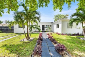 1581 Normandy Dr Miami Beach, FL 33141 - MLS#A11893848
