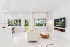 1581 Normandy Dr Miami Beach, FL 33141 - MLS#A11893848