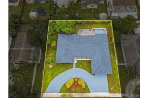 5526 Plunkett St Hollywood, FL 33021 - MLS#A11893869