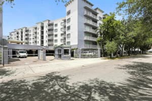 2415 Nw 16th St Rd 203-1 Miami, FL 33125 - MLS#A11893880