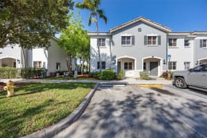 2956 Se 15th Ter, Homestead