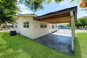 6442 Oak St Hollywood, FL 33024 - MLS#A11893910