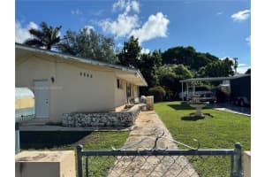 5955 Nw 18th Ave, Miami