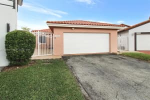 13246 Sw 9th Ter, Miami