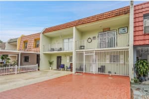 810 W 80th Pl Hialeah, FL 33014 - MLS#A11893963