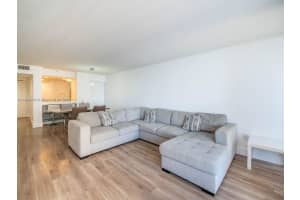 555 Ne 15th St 26e Miami, FL 33132 - MLS#A11893982