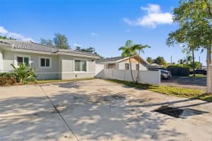 6035 Sw 40th Ct 6035 Miramar, FL 33023 - MLS#A11894059