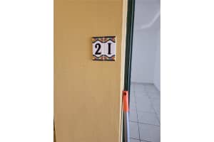 1975 Ne 135th St 2i North Miami, FL 33181 - MLS#A11894087