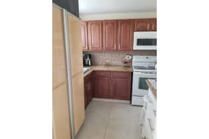 8465 Sunrise Lakes Blvd 106 Sunrise, FL 33322 - MLS#A11894126