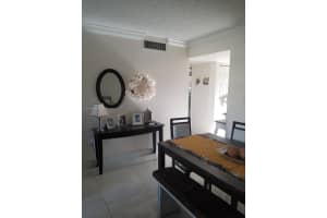 8465 Sunrise Lakes Blvd 106 Sunrise, FL 33322 - MLS#A11894126