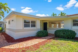 230 Se 9th St Pompano Beach, FL 33060 - MLS#A11894127