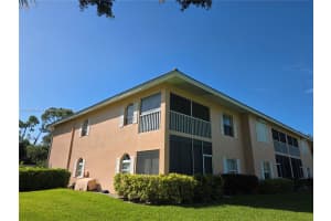 575 Augusta Boulevard 8 Naples, FL 34113 - MLS#A11894146