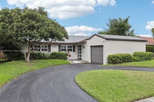 9360 Nw 33rd Mnr, Sunrise