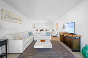 19370 Collins Ave APT 422, Sunny Isles Beach, FL 33160, - MLS#A11894189