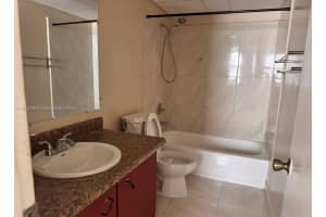 6055 W 19th Ave 304 Hialeah, FL 33012 - MLS#A11894198