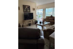 1350 Sw 122nd Ave 423 Miami, FL 33184 - MLS#A11894199