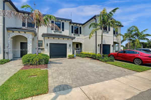 411 Nw 204th St Miami Gardens, FL 33169 - MLS#A11894200
