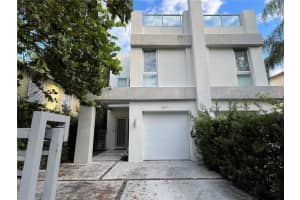3071 Orange St, Miami