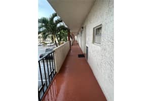 8962 S Hollybrook Blvd 202 Pembroke Pines, FL 33025 - MLS#A11894207