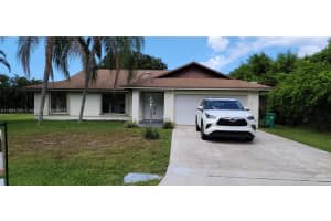 2477 Se Renick Ave Port Saint Lucie, FL 34952 - MLS#A11894209