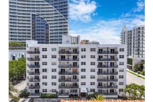 3000 Riomar St 308 Fort Lauderdale, FL 33304 - MLS#A11894235