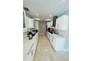 8700 Sw 42nd Ter Miami, FL 33165 - MLS#A11894241
