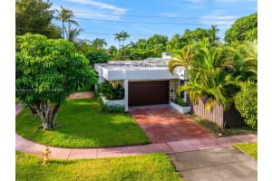 4590 Adams Ave Miami Beach, FL 33140 - MLS#A11894287