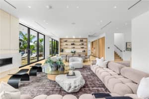 2288 Sunset Dr Miami Beach, FL 33140 - MLS#A11894290