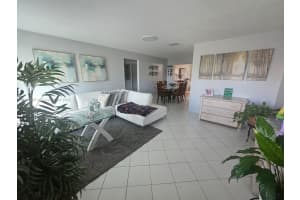 5010 Nw 51st Ct Tamarac, FL 33319 - MLS#A11894295