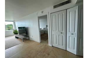 8233 Harding Ave 403 Miami Beach, FL 33141 - MLS#A11894297