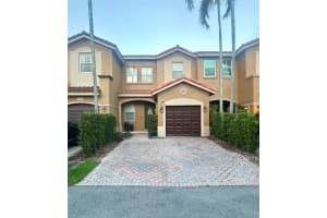 8922 Sw 108th Pl Miami, FL 33176 - MLS#A11894318
