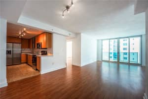 7501 E Treasure Dr 6a North Bay Village, FL 33141 - MLS#A11894346