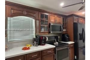 3380 Nw 34th St Lauderdale Lakes, FL 33309 - MLS#A11894369