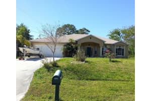 4634 Sw Eagle St Port Saint Lucie, FL 34953 - MLS#A11894393