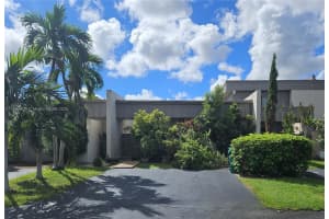 10466 Sw 75th Ln 10466 Miami, FL 33173 - MLS#A11894409